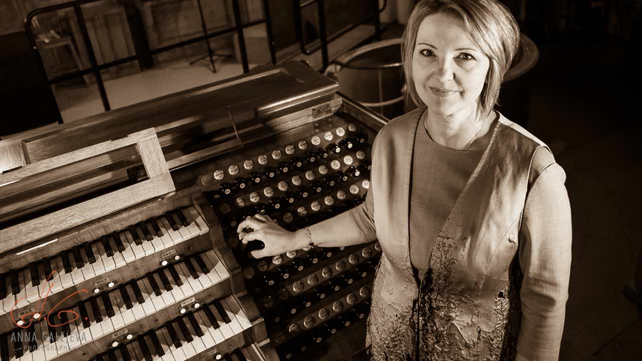 Ligita Sneibe, organist